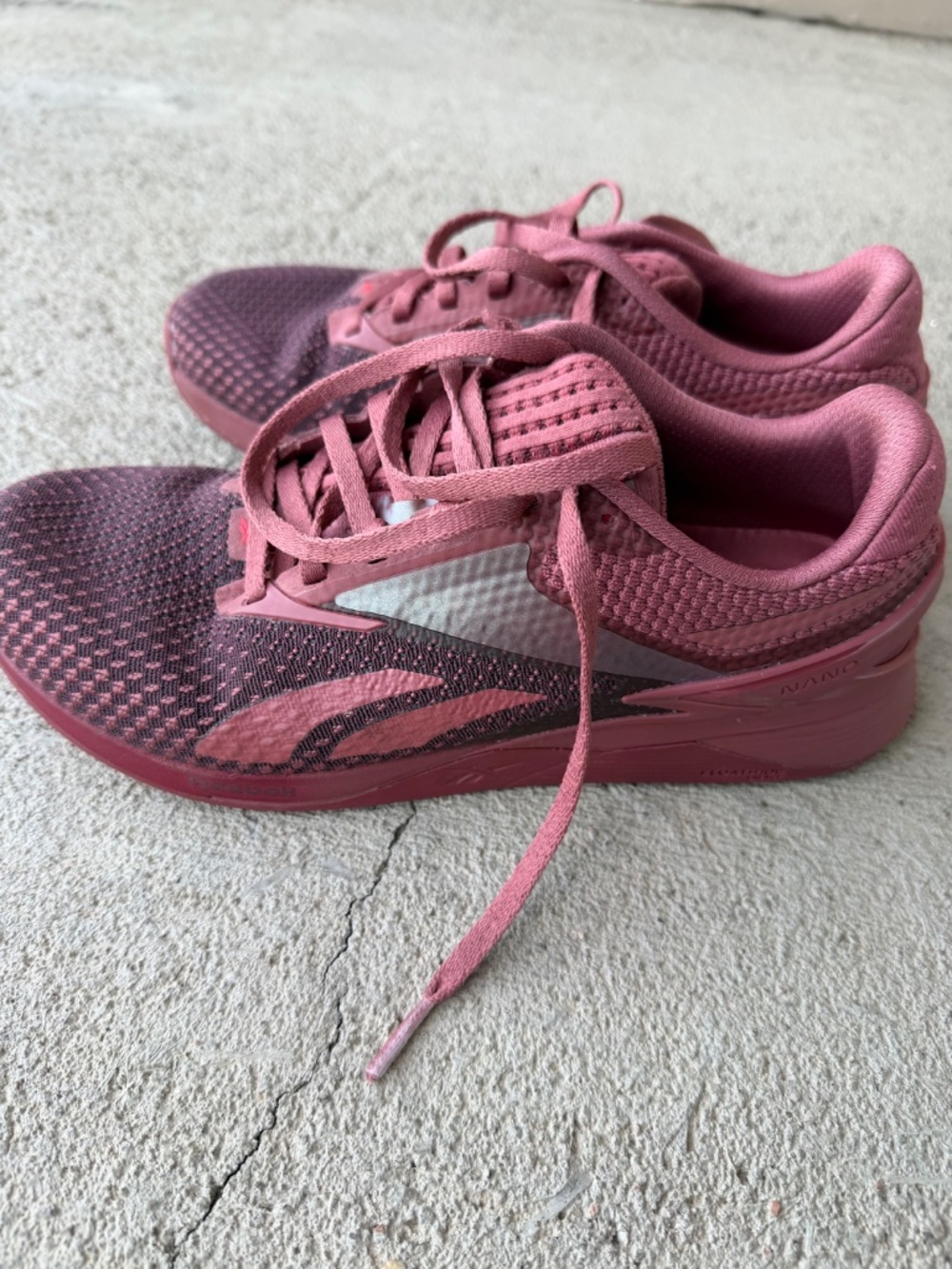 Reebok Nano X4 Womens Size 7 Burgundy Training Shoes